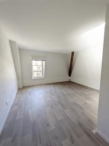 Louer Appartement Saint-florentin 680 euros