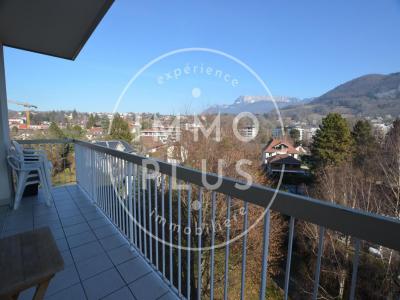 Louer Appartement Annecy-le-vieux 855 euros