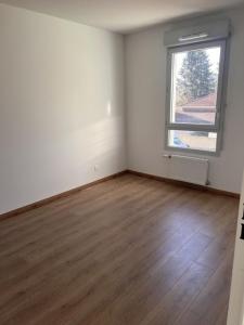 Louer Appartement Echirolles 632 euros