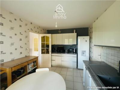 For sale Magnac-sur-touvre 6 rooms 120 m2 Charente (16600) photo 4