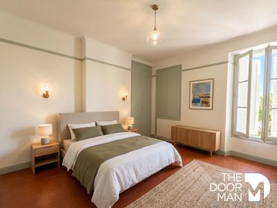 For sale Toulon 3 rooms 52 m2 Var (83000) photo 0