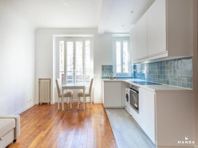 Annonce Location 2 pi�ces Appartement Paris-18eme-arrondissement 75