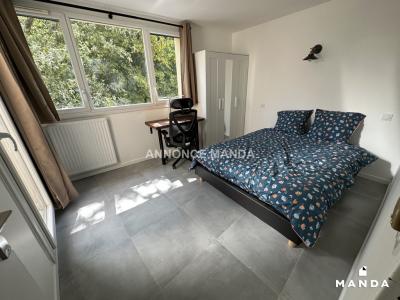 For rent Champs-sur-marne 7 rooms 10 m2 Seine et marne (77420) photo 2