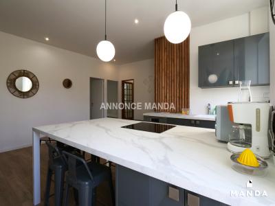 For rent Marseille-6eme-arrondissement 6 rooms 10 m2 Bouches du Rhone (13006) photo 4