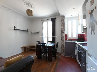 Louer Appartement 32 m2 Courbevoie