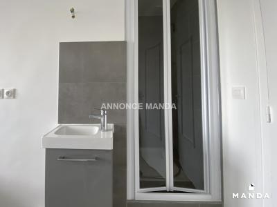 For rent Kremlin-bicetre 4 rooms 9 m2 Val de Marne (94270) photo 2