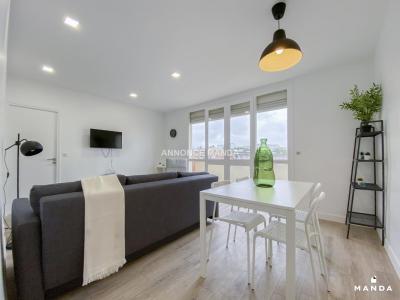For rent Creteil 5 rooms 10 m2 Val de Marne (94000) photo 0