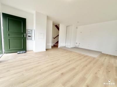 For rent Antony 3 rooms 60 m2 Hauts de Seine (92160) photo 2