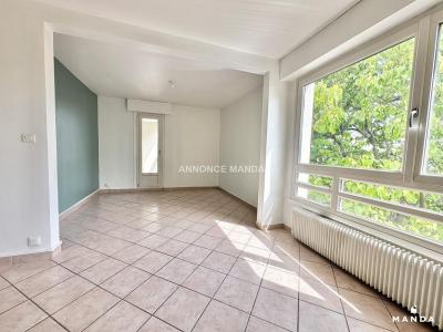For rent Bagneux 5 rooms 91 m2 Hauts de Seine (92220) photo 0