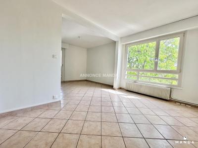 For rent Bagneux 5 rooms 91 m2 Hauts de Seine (92220) photo 1