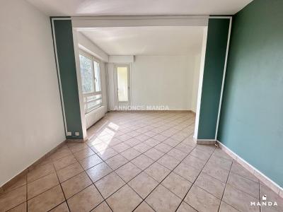 For rent Bagneux 5 rooms 91 m2 Hauts de Seine (92220) photo 3
