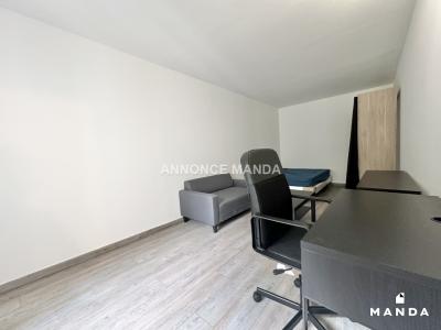 For rent Mantes-la-jolie 5 rooms 18 m2 Yvelines (78200) photo 0