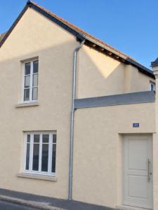 For sale Beaufort-en-vallee 4 rooms 75 m2 Maine et loire (49250) photo 0