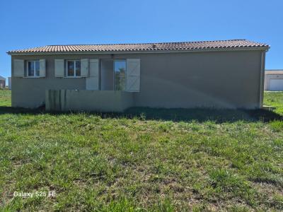 For sale Saint-ciers-du-taillon 4 rooms 97 m2 Charente maritime (17240) photo 0