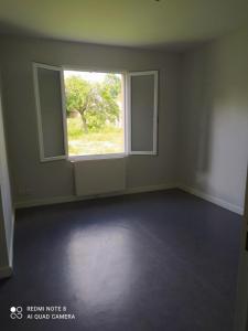 For rent Blanc 5 rooms 110 m2 Indre (36300) photo 2