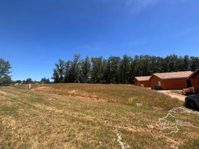 Acheter Terrain 819 m2 Saint-santin