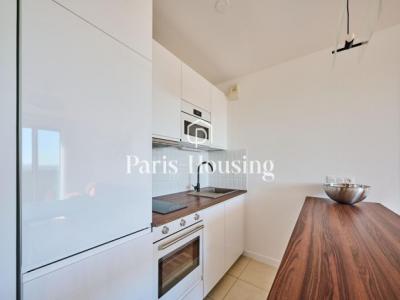 For rent Suresnes 2 rooms 40 m2 Hauts de Seine (92150) photo 3