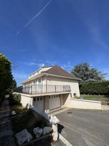 For sale Mions 9 rooms 354 m2 Rhone (69780) photo 2