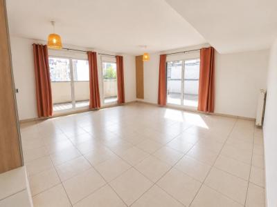 Louer Appartement 130 m2 Lyon-3eme-arrondissement