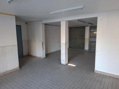 Louer Local commercial Avignon 3204 euros