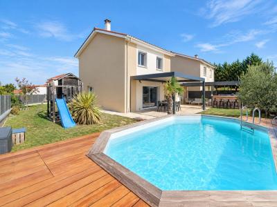 For sale Serpaize 4 rooms 113 m2 Isere (38200) photo 1