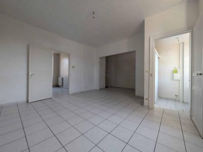 Annonce Location 5 pi�ces Appartement Saint-just-sauvage 51