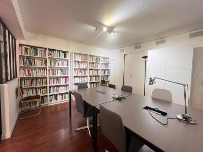 For rent Montrouge 262 m2 Hauts de Seine (92120) photo 3