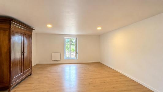 Louer Maison Saint-genes-de-blaye 780 euros