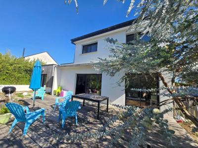 For sale Sainte-helene 4 rooms 127 m2 Morbihan (56700) photo 0