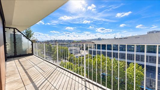 Louer Appartement 71 m2 Paris-19eme-arrondissement