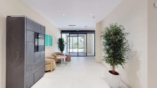 For rent Asnieres-sur-seine 2 rooms 40 m2 Hauts de Seine (92600) photo 2