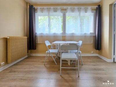 For rent Chatillon 2 rooms 41 m2 Hauts de Seine (92320) photo 4