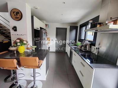 For sale Chateaugiron 6 rooms 135 m2 Ille et vilaine (35410) photo 2