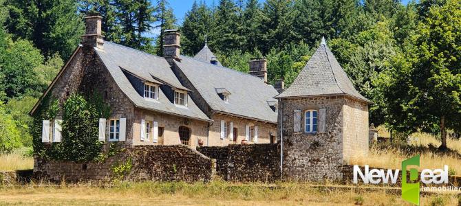 For sale Marcillac-la-croisille 13 rooms 600 m2 Correze (19320) photo 0