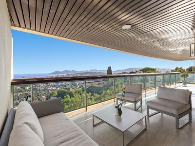 For sale 4 rooms 118 m2 Alpes Maritimes (06110) photo 0