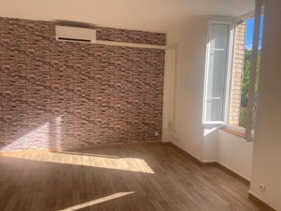Louer Appartement  Gard