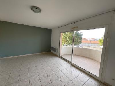 For sale Bonson 3 rooms 71 m2 Loire (42160) photo 2