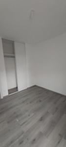 Louer Appartement Saint-louis 873 euros