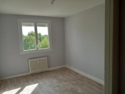 Louer Appartement 70 m2 Blanzy