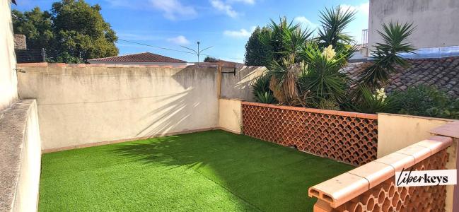 For sale Aigues-mortes 4 rooms 110 m2 Gard (30220) photo 2