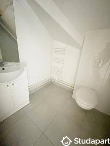 Louer Appartement Paris-12eme-arrondissement 2398 euros