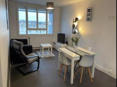 Louer Appartement 10 m2 Merignac