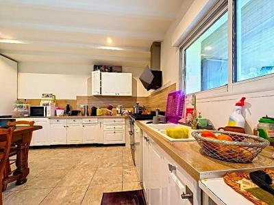 For sale Saint-pey-d'armens 9 rooms 175 m2 Gironde (33330) photo 4