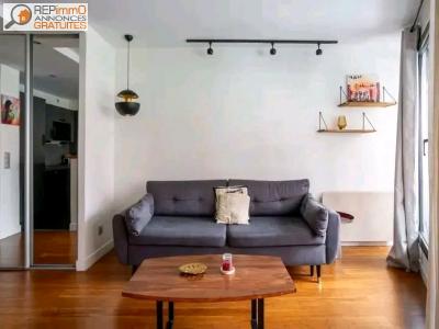 Louer Appartement 38 m2 Paris-18eme-arrondissement