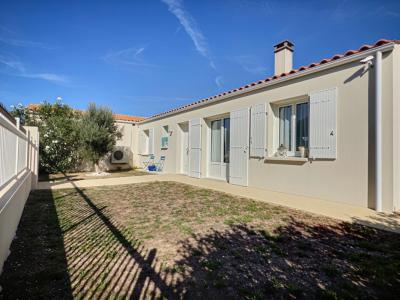 For sale Saint-pierre-d'oleron 4 rooms 97 m2 Charente maritime (17310) photo 1