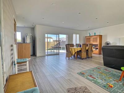 For sale Saint-pierre-d'oleron 4 rooms 97 m2 Charente maritime (17310) photo 3