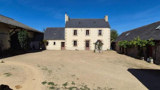 For sale Plougonven 4 rooms 100 m2 Finistere (29640) photo 1