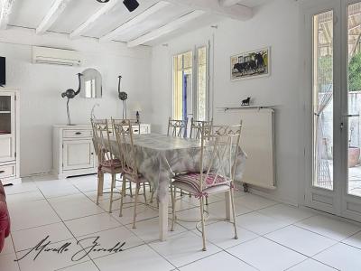 For sale Tarascon 5 rooms 90 m2 Bouches du Rhone (13150) photo 1