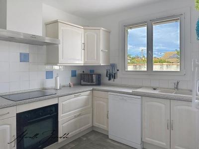 For sale Tarascon 5 rooms 90 m2 Bouches du Rhone (13150) photo 2