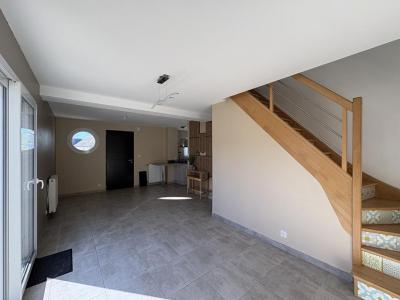For sale Mellac 6 rooms 87 m2 Finistere (29300) photo 2